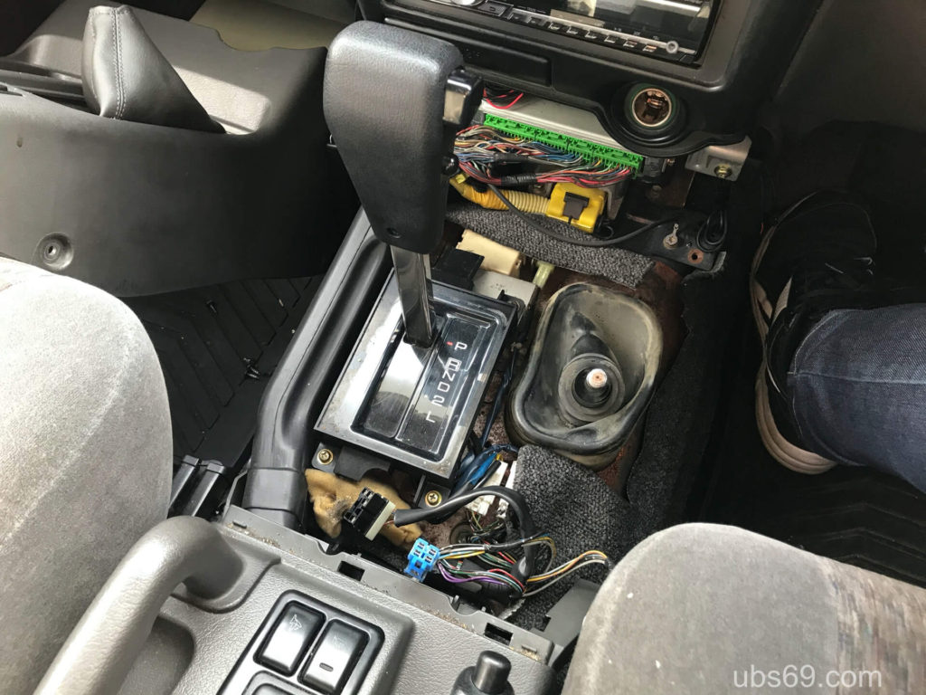 センターコンソール